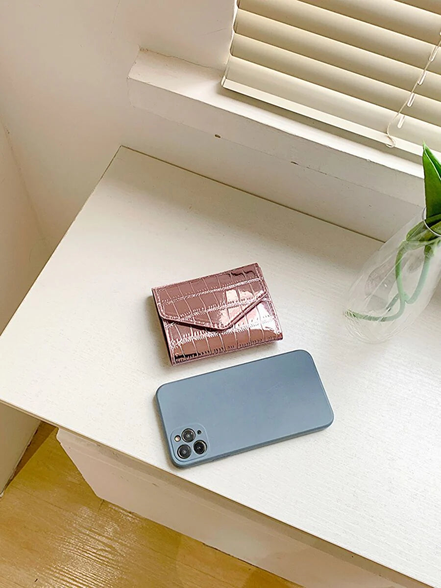 Metallic Crocodile Embossed Pocket Wallet Small Bi-Fold Slim Women Wallet PU Leather ID Card Minimalist Fashion Modern Business Anniversary On Valentine Day For Birthday GiftFemale Lady Girls Women Gift Gift Bag Present Gifts For Teachers Hot Pink Busines