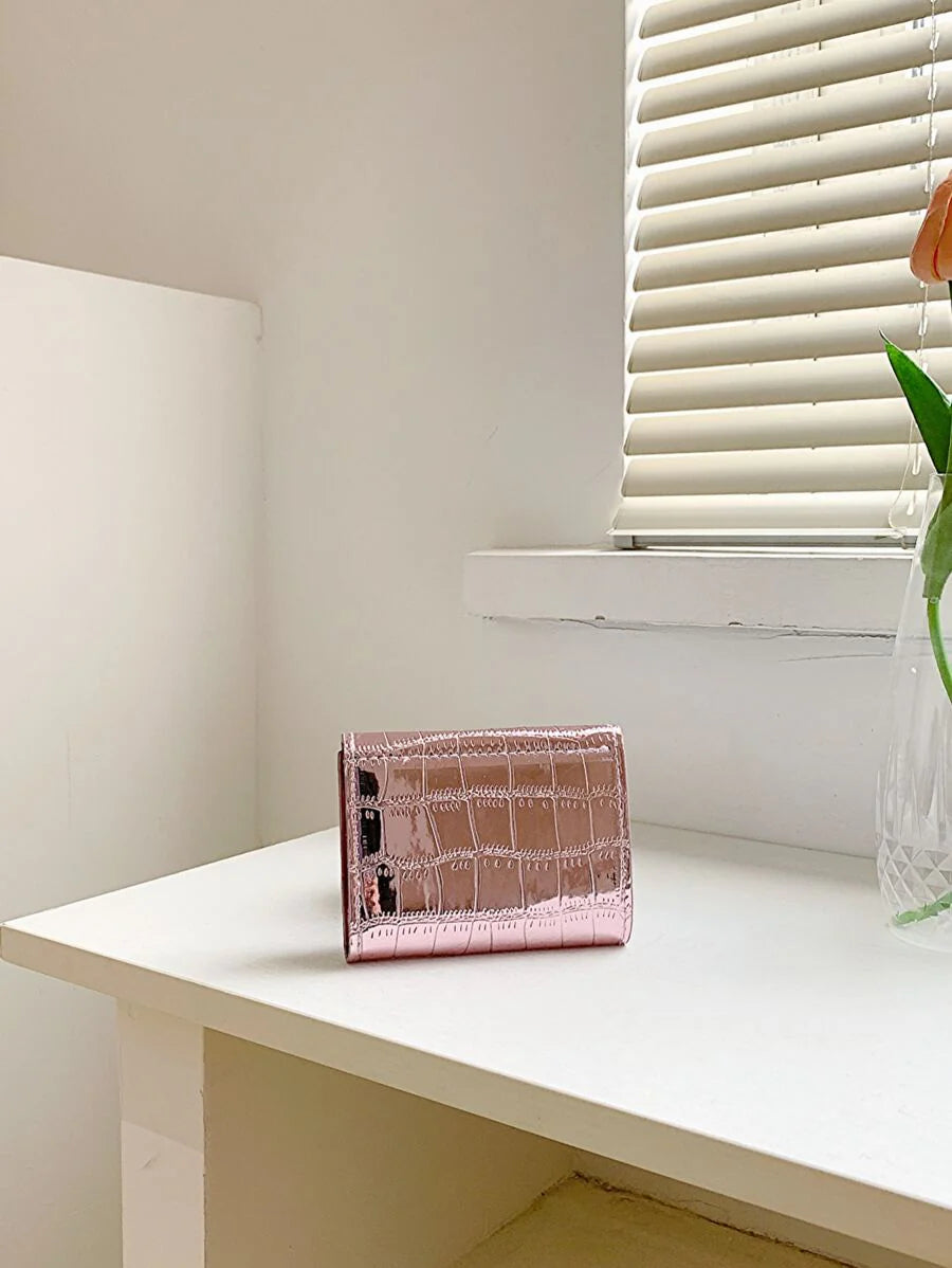 Metallic Crocodile Embossed Pocket Wallet Small Bi-Fold Slim Women Wallet PU Leather ID Card Minimalist Fashion Modern Business Anniversary On Valentine Day For Birthday GiftFemale Lady Girls Women Gift Gift Bag Present Gifts For Teachers Hot Pink Busines