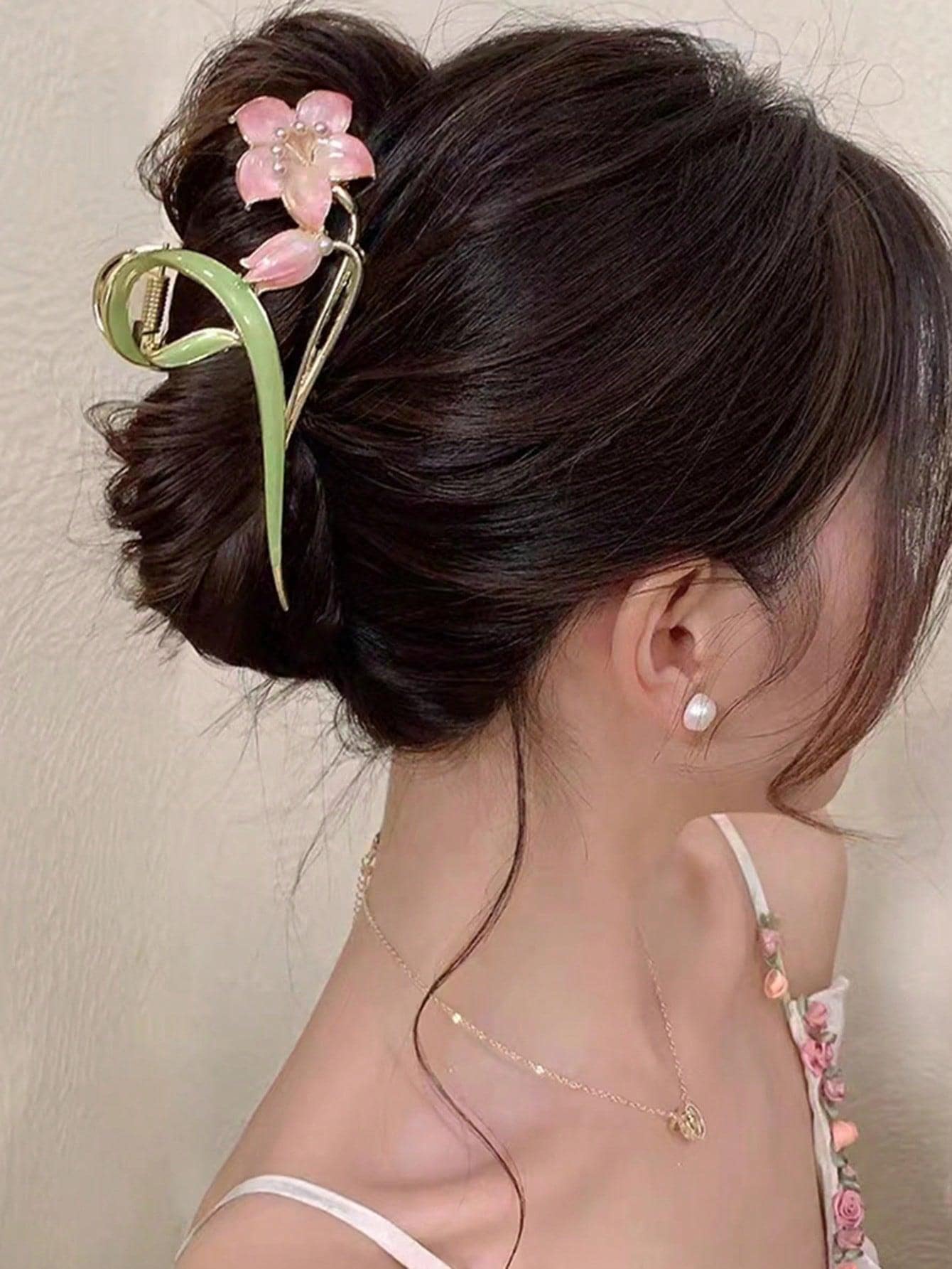 Flower Design Hair Claw Tulip Flower Large Hair Claw Clips For Women Girls 90s Non Slip Strong Hold Metal Jaw Clips Hair Barrettes Hair Clamps For Thick Thin Curly Hair Boho Valentine's Day Summer