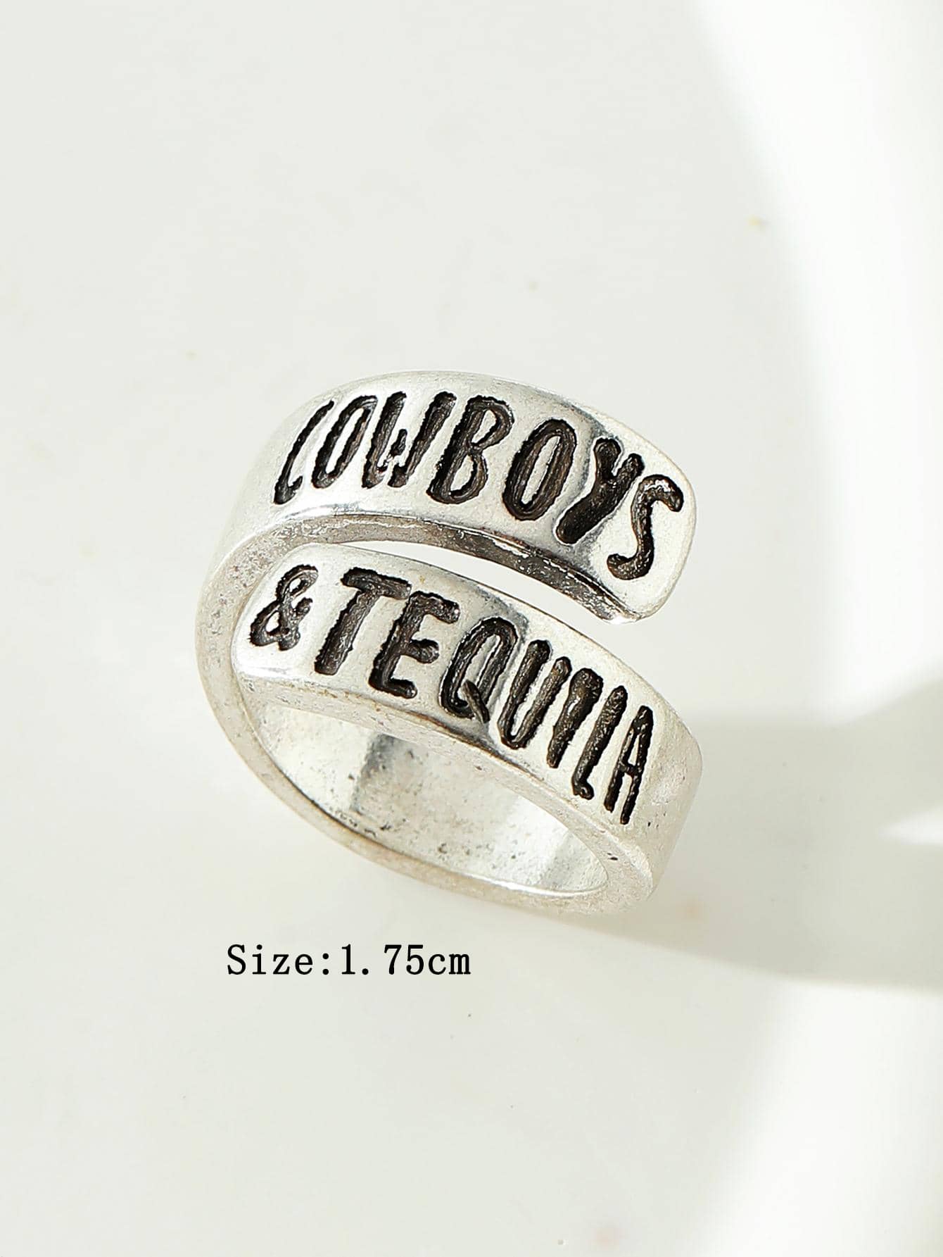 Slogan Detail Ring