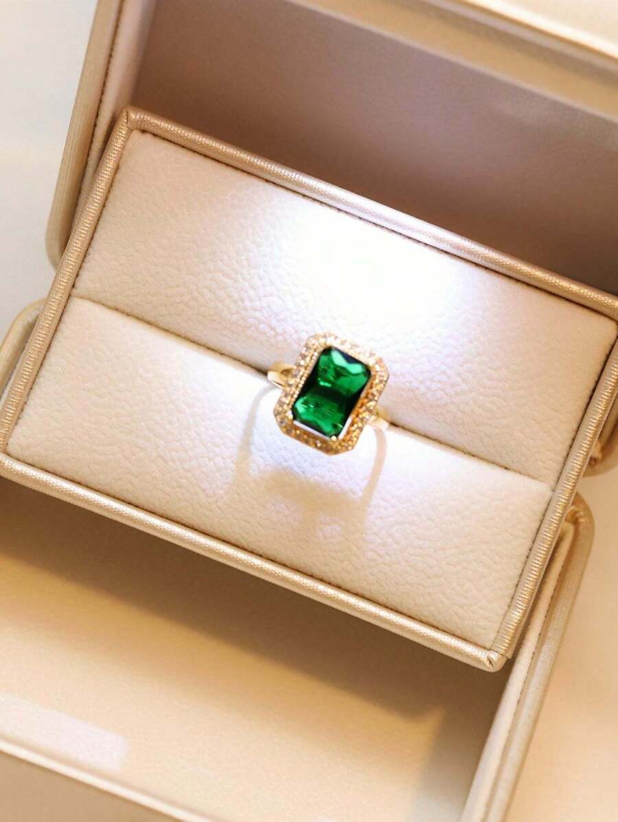 Green Diamond High-End Earrings, Necklace, Ring Set, Banquet Dress Accessories