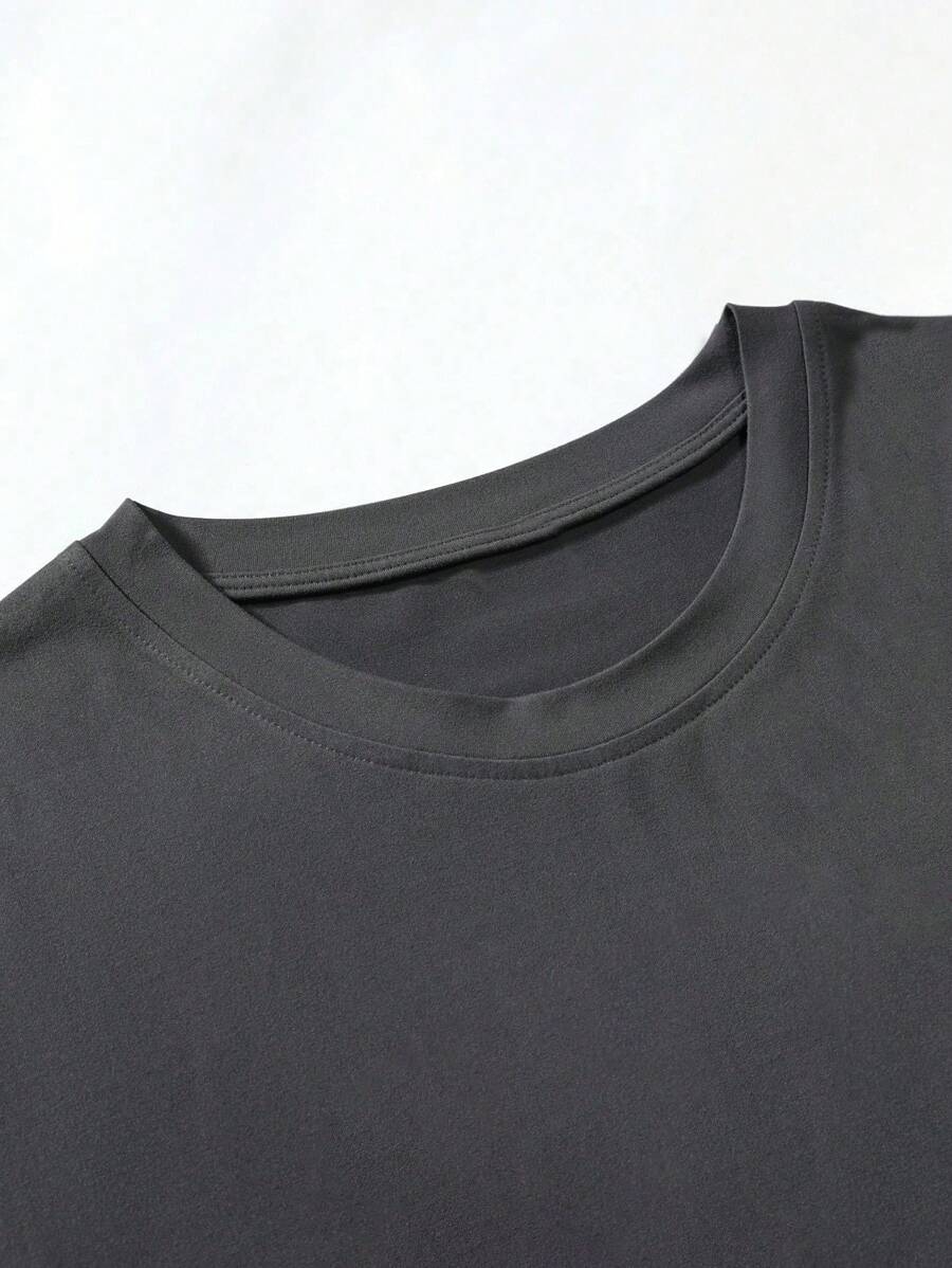 Manfinity Homme Men's Solid Color Round Neck Short Sleeve T-Shirt