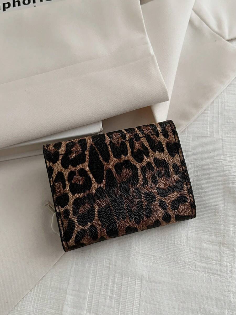 Metallic Crocodile Embossed Pocket Wallet Small Bi-Fold Slim Women Wallet PU Leather ID Card Minimalist Fashion Modern Business Anniversary On Valentine Day For Birthday GiftFemale Lady Girls Women Gift Gift Bag Present Gifts For Teachers Hot Pink Busines