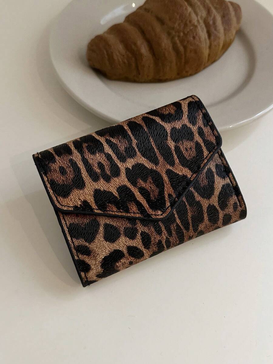 Metallic Crocodile Embossed Pocket Wallet Small Bi-Fold Slim Women Wallet PU Leather ID Card Minimalist Fashion Modern Business Anniversary On Valentine Day For Birthday GiftFemale Lady Girls Women Gift Gift Bag Present Gifts For Teachers Hot Pink Busines