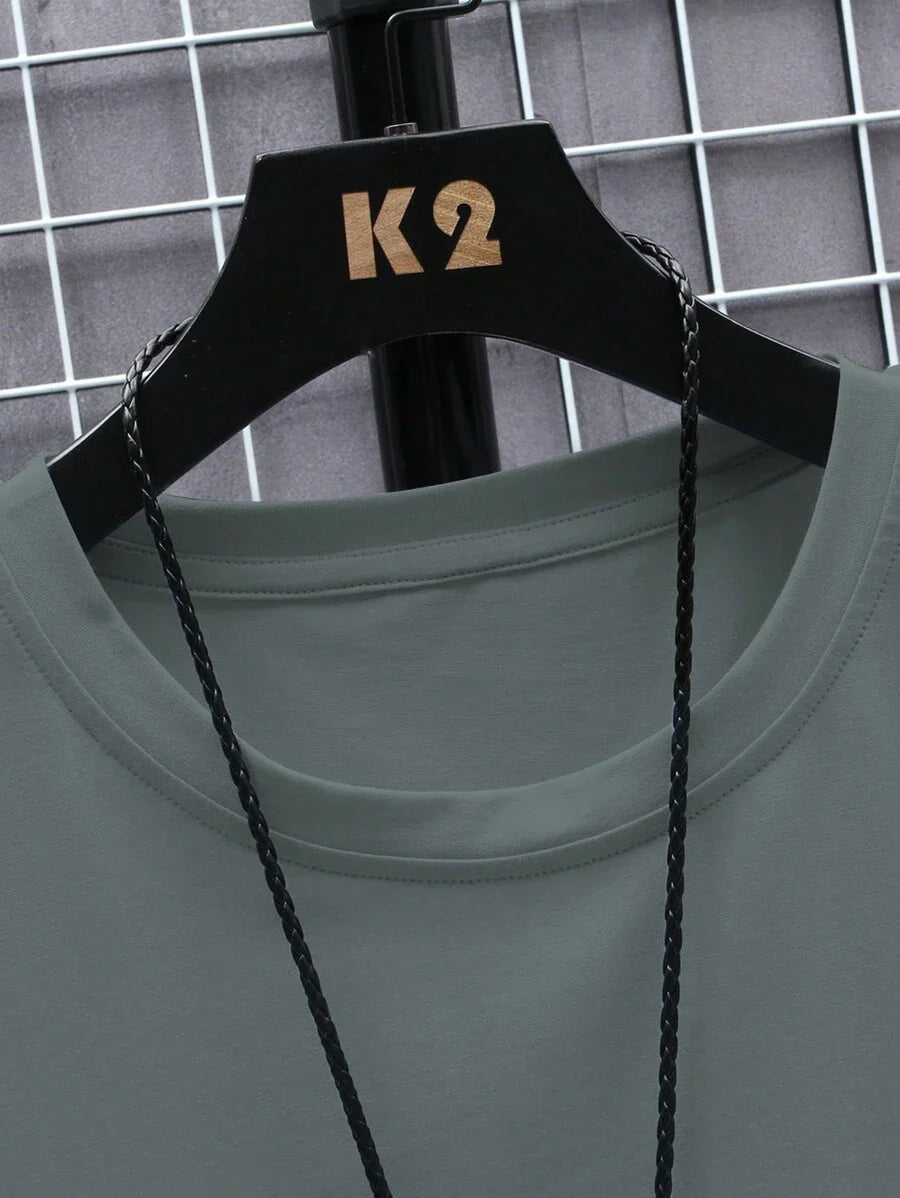 Manfinity Homme Men's Solid Color Round Neck Short Sleeve T-Shirt