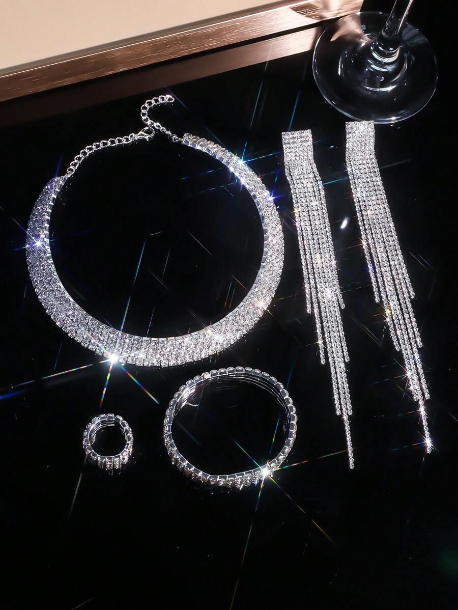 4 Pieces/Set Women's Artificial Crystal Silver Multi-Layer Necklace, Bracelet, Earrings And Ring Set, Suitable For Parties, Banquets, Etc.