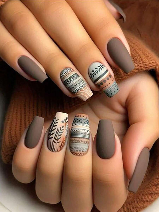 24pcs Medium-Long Coffin Shape Matte Green Christmas Pattern Nail Polish Stickers, Suitable For Autumn/Winter Nail Art; Includes 1pc Nail File Buffer & 1pc Jelly Gel Press On Nails